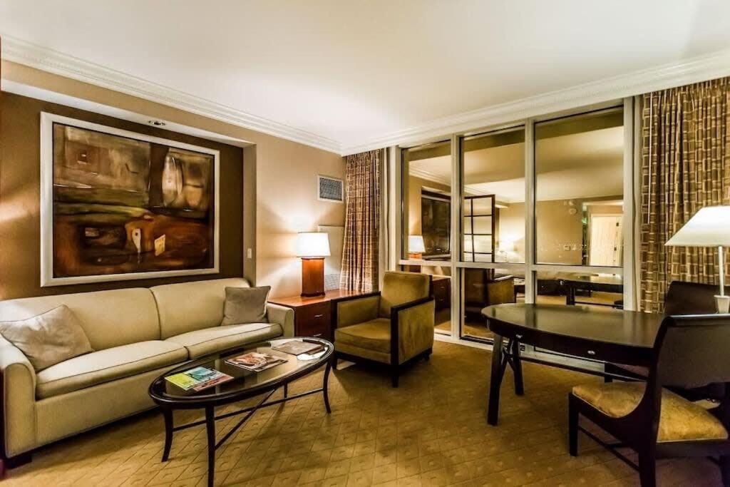 37Th Floor Penthouse - No Resort Fees - Strip View - Mgm 37807 Las Vegas Ngoại thất bức ảnh