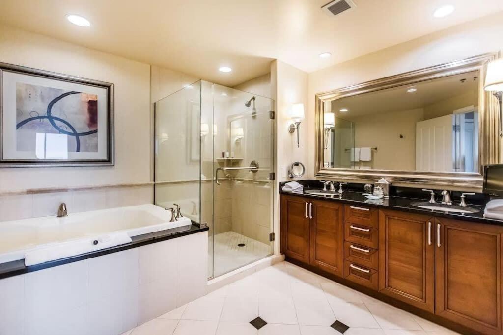 37Th Floor Penthouse - No Resort Fees - Strip View - Mgm 37807 Las Vegas Ngoại thất bức ảnh